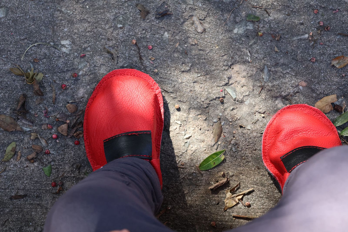 Leather baby shoes