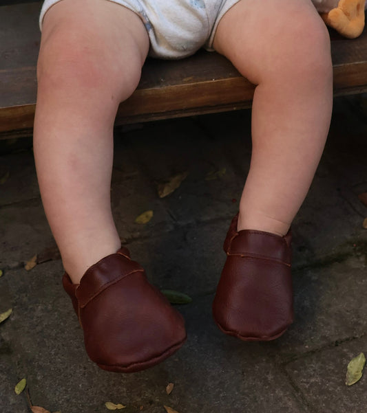 Soft leather baby shoes